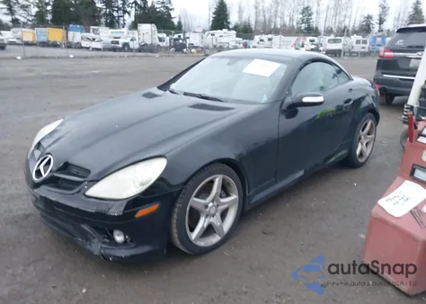 2005 Mercedes-Benz Slk 350 from USA, damaged, VIN WDBWK56F35F040704